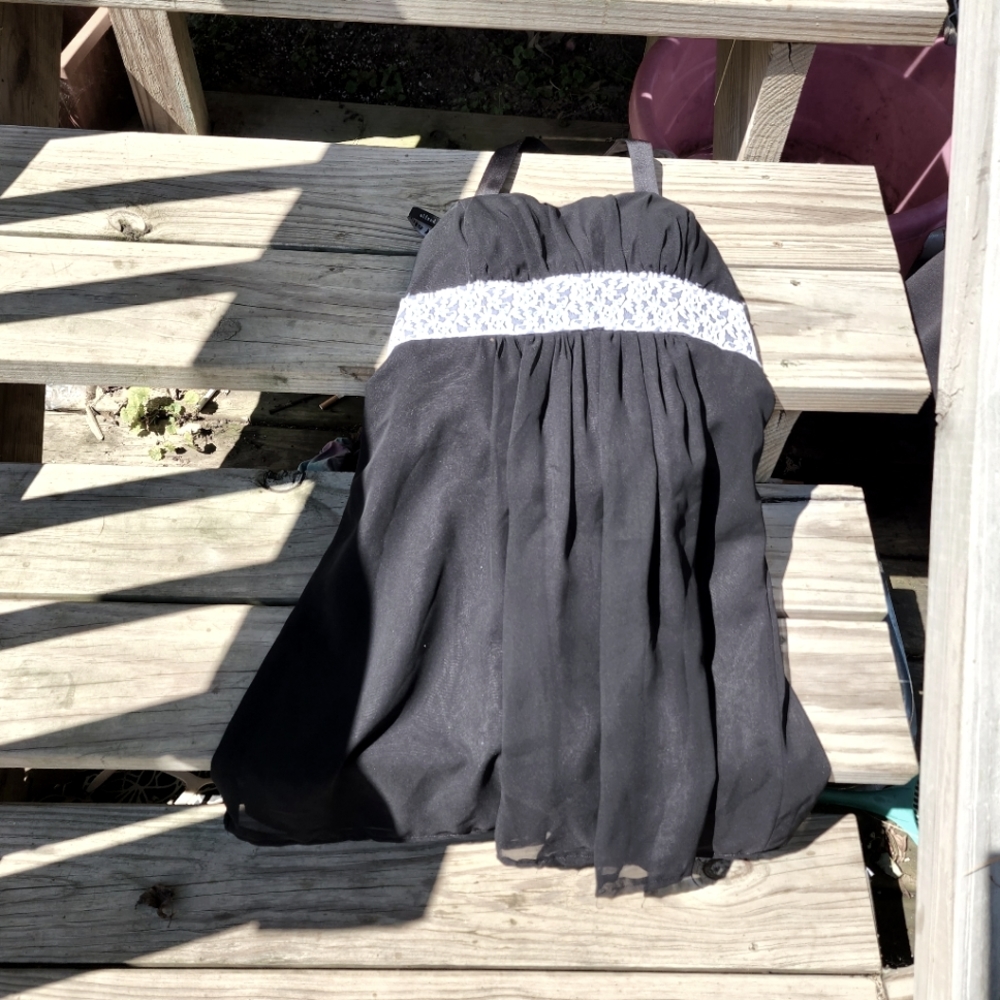 Backless short dress